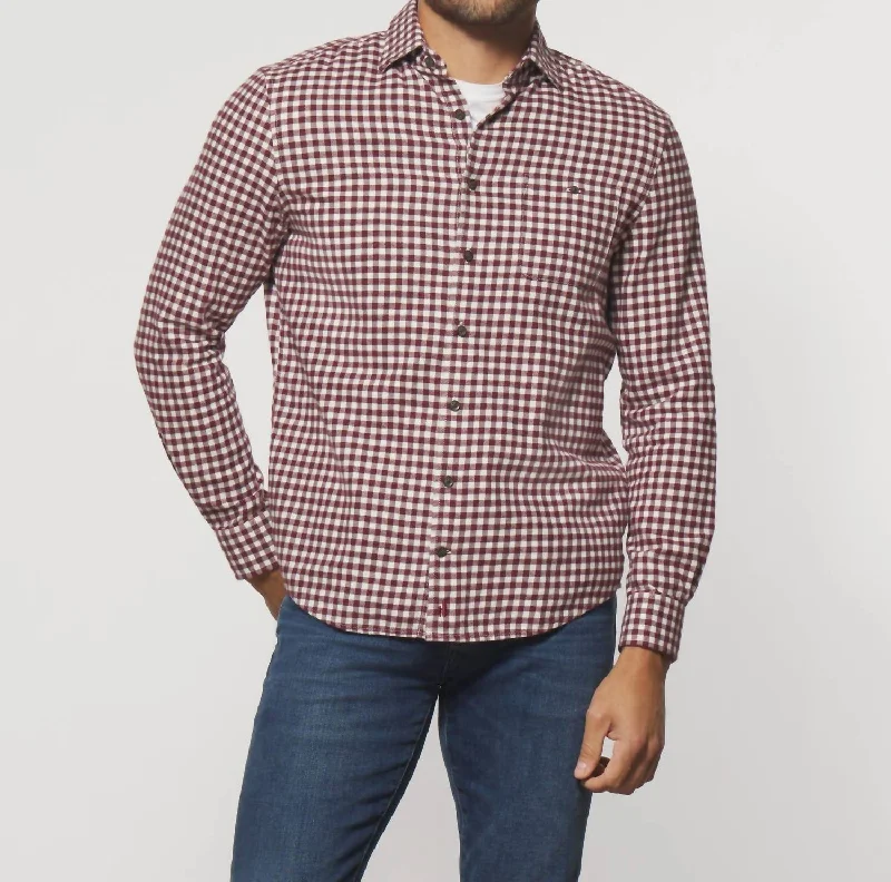 casual formal shirts for men -Men's Hyat Hangin' Out Button Up Shirt In Malibu Red